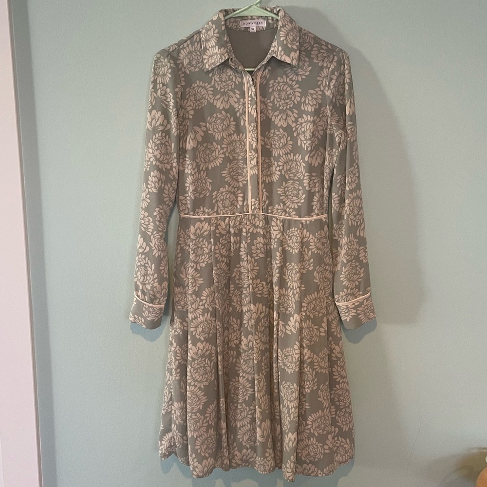 Long sleeve collared pleated dress